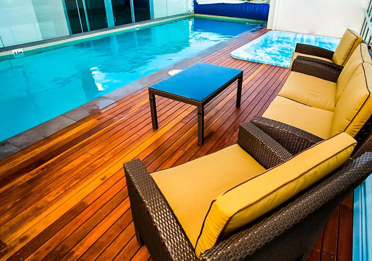 Toowoomba Central Plaza Apartment Hotel Official 4*,